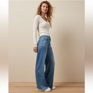 AE Dreamy Drape Super High-Waisted Baggy Wide-Leg Jean